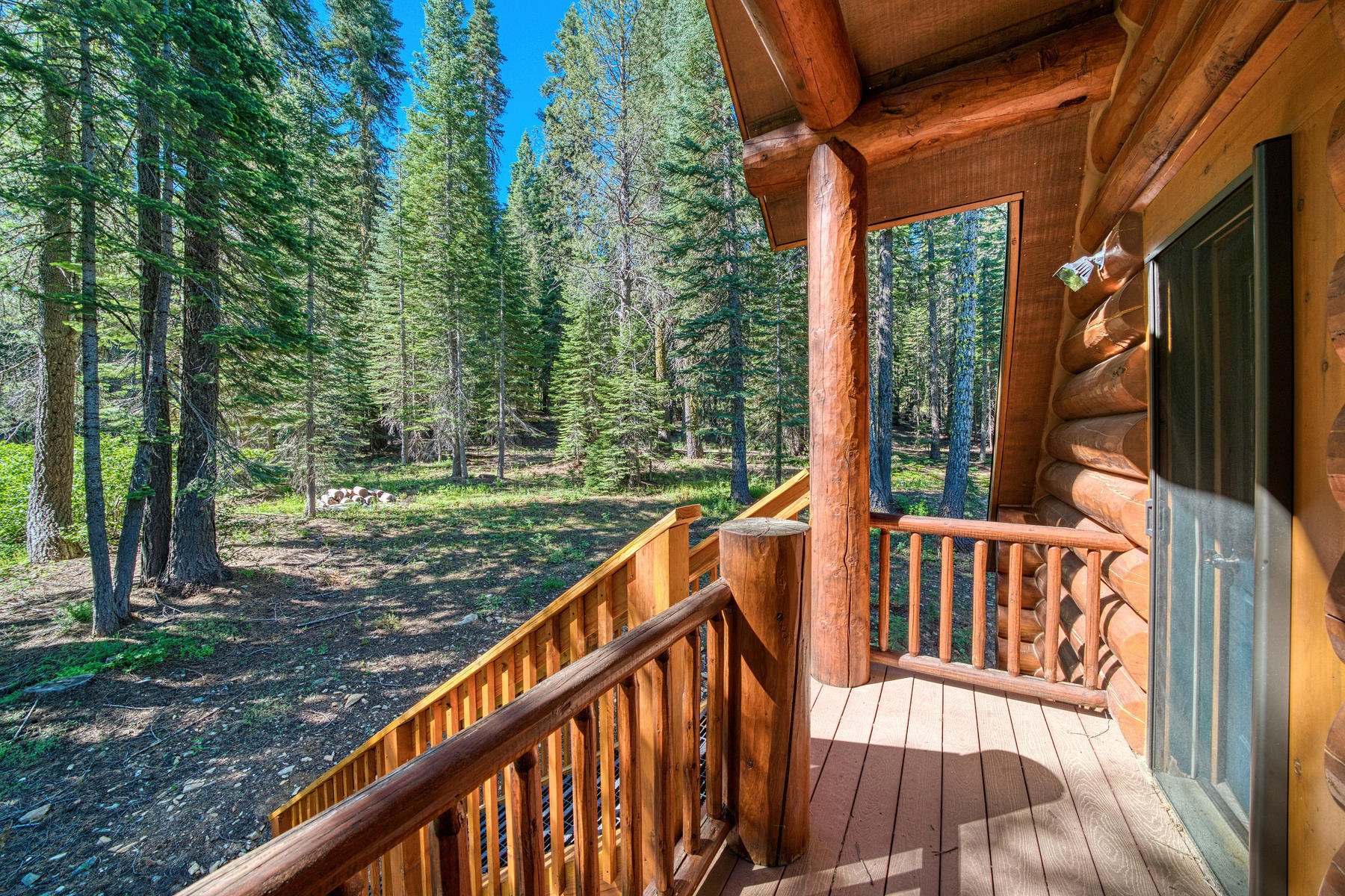 Custom Bucks Lake Retreat in Bucks Lake, CA, United States for sale