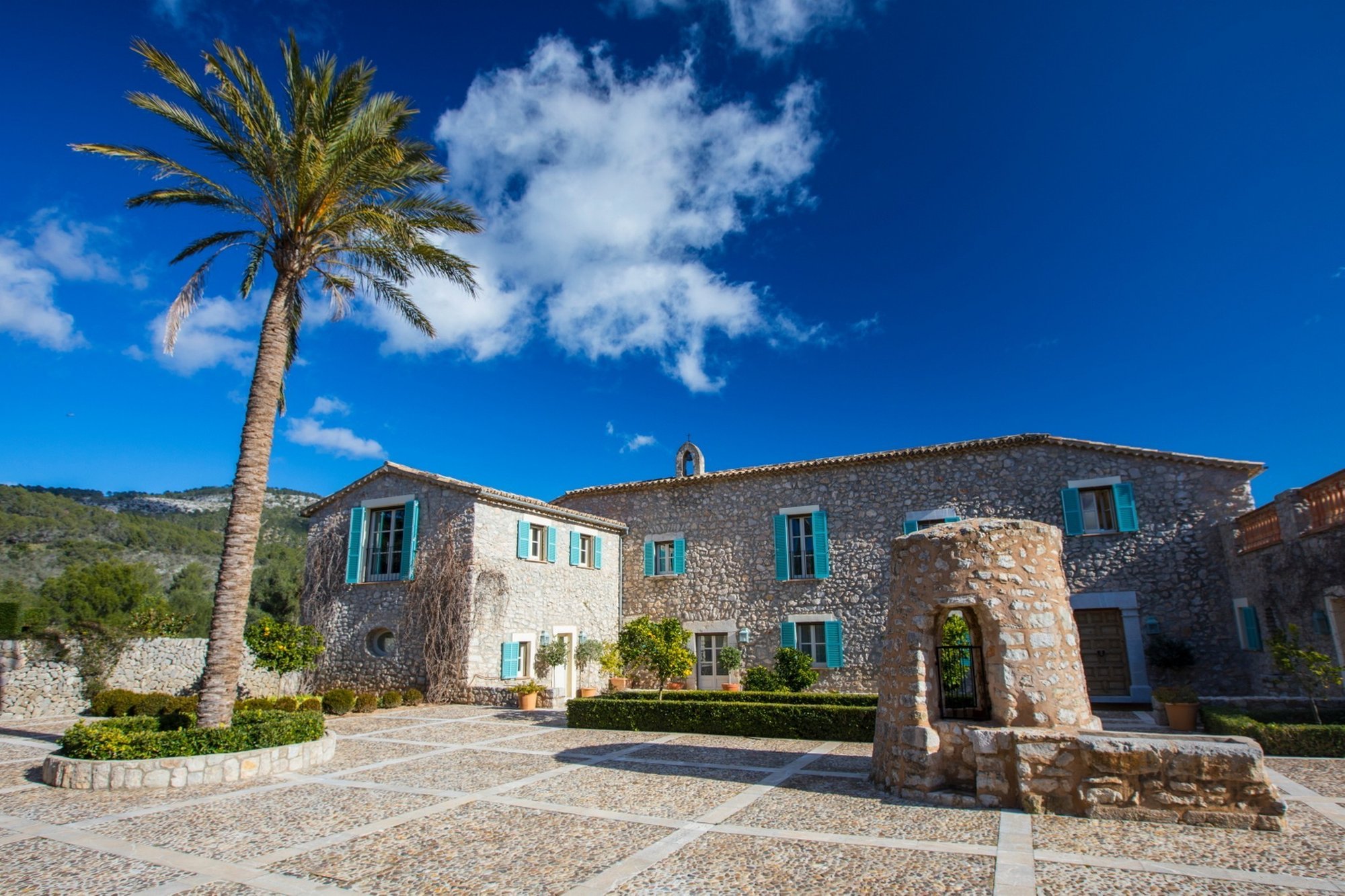 Magnificent Historic Renovated Property For Sale in Palma de Mallorca