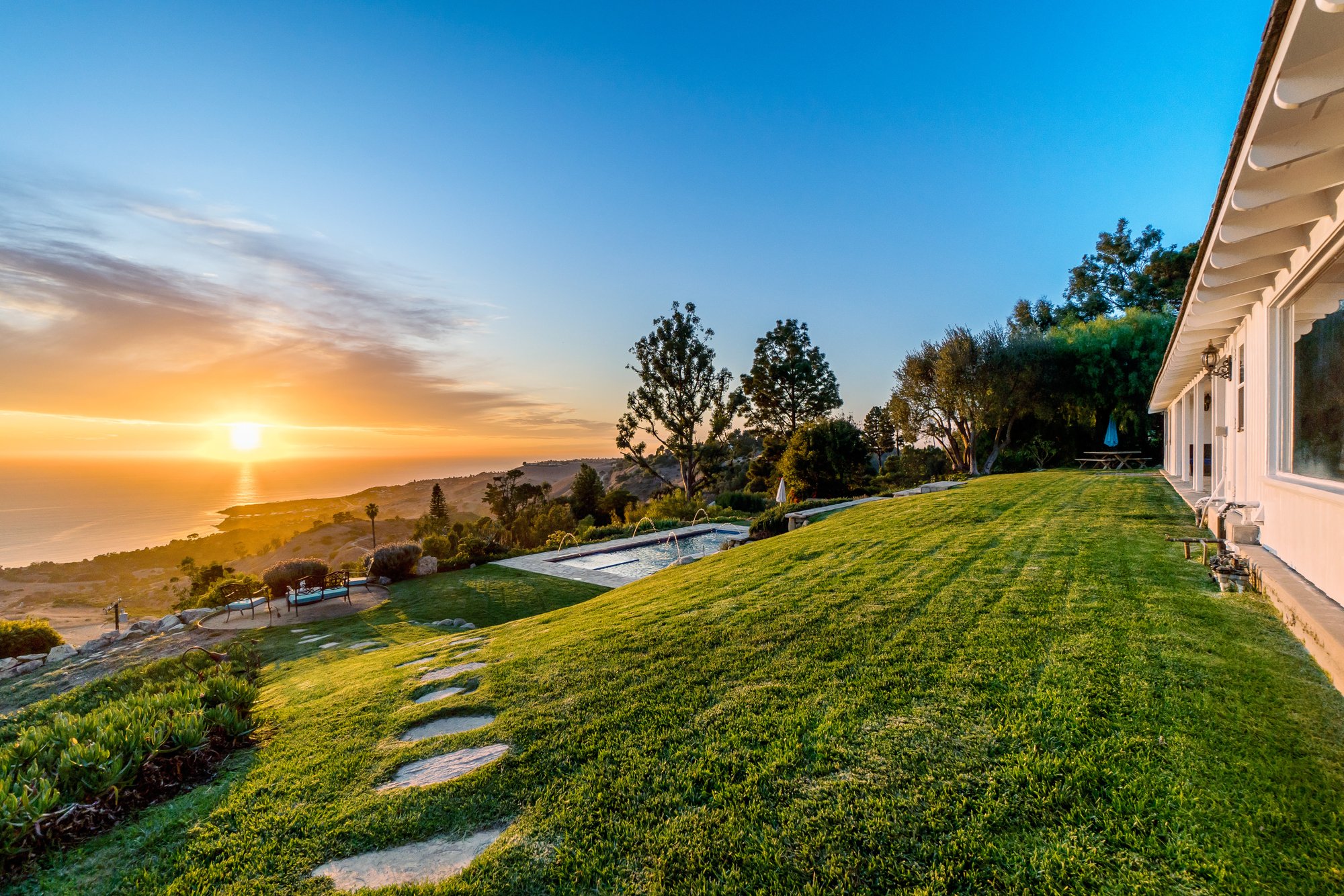 2 Spur Lane, Rolling Hills, Ca 90274 in Rolling Hills, CA, United