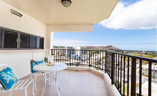 Regency Park In Honolulu Hi United States For Sale 11028911