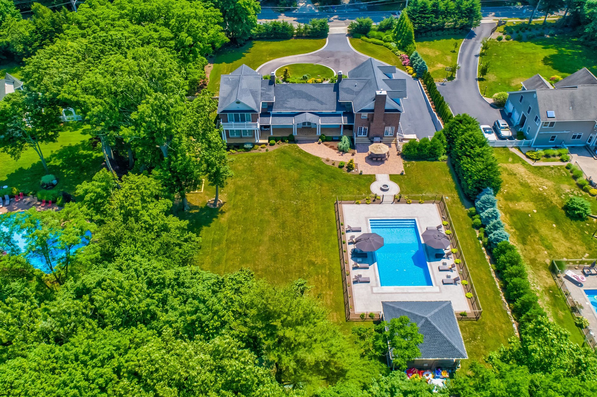 195 Pidgeon Hill Road, S. Huntington, Ny, in S. Huntington, NY, United