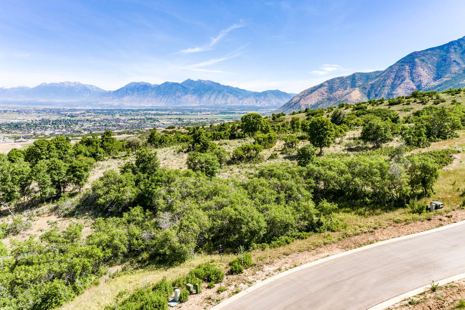 Beautifully Designed New Construction With in Woodland Hills, UT