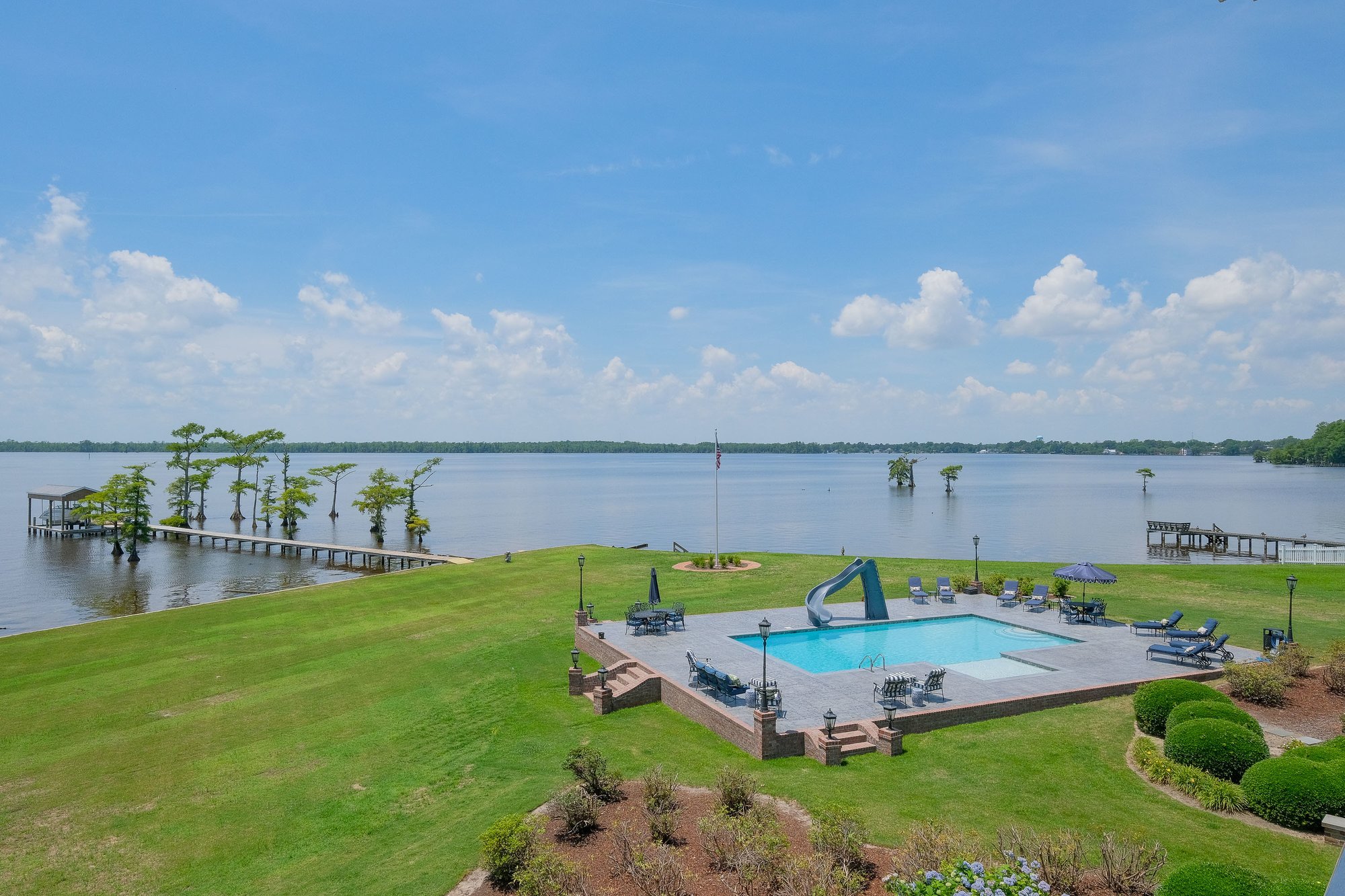 Unparalleled Waterfront Estate in Edenton, NC, United States for sale