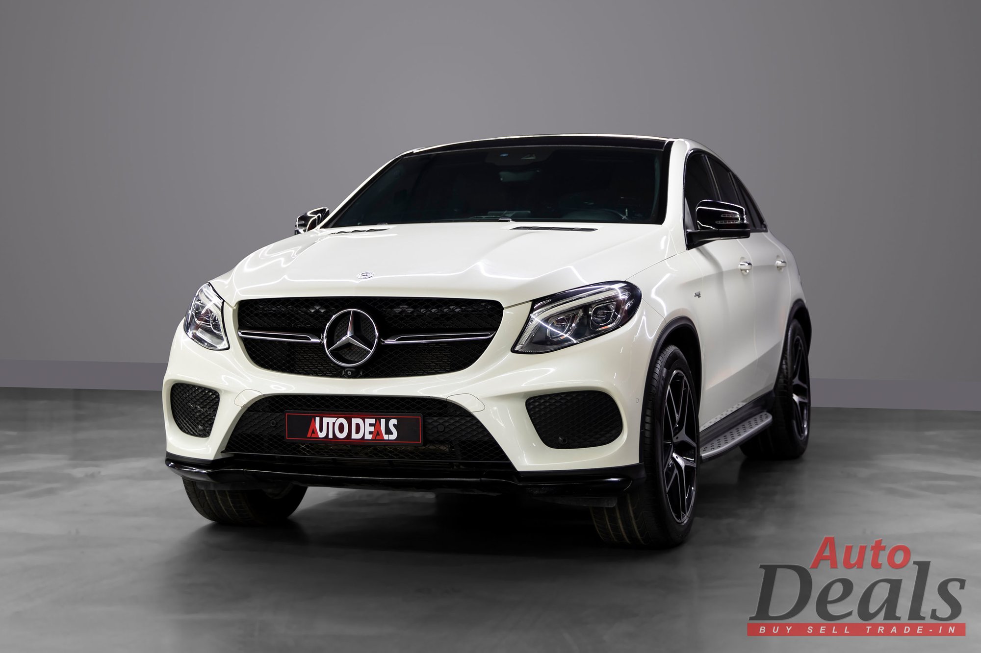 17 Mercedes Benz Gle 43 Coupe Amg 4matic In Dubai United Arab Emirates For Sale