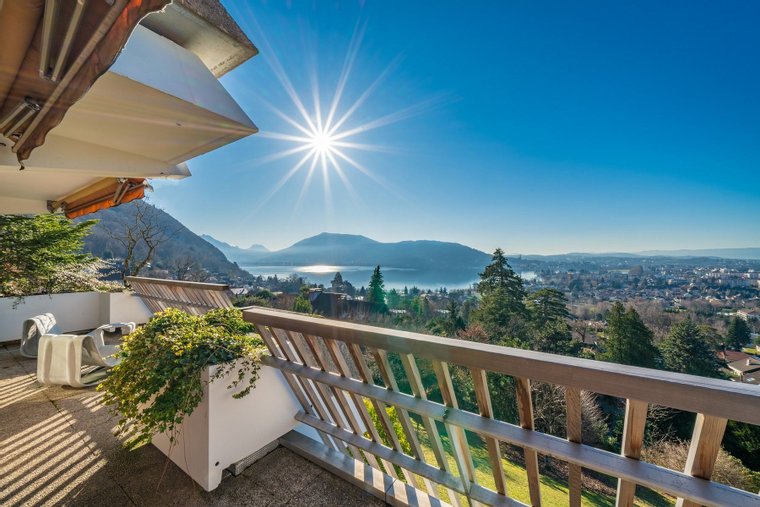 Apartment In Annecy Le Vieux France For Sale 10816658