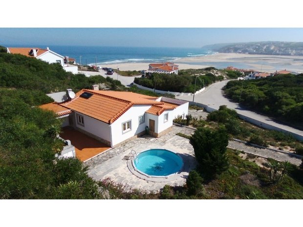3 Bedroom Villa With A View Over The Sea And The Obidos In Obidos Portugal For Sale