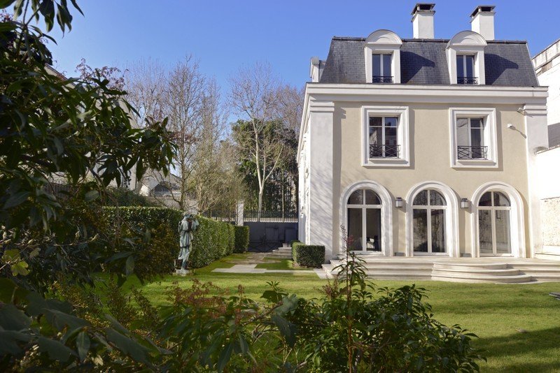 Neuilly St James, Bois. in Neuilly Sur Seine, France for sale (11031448)