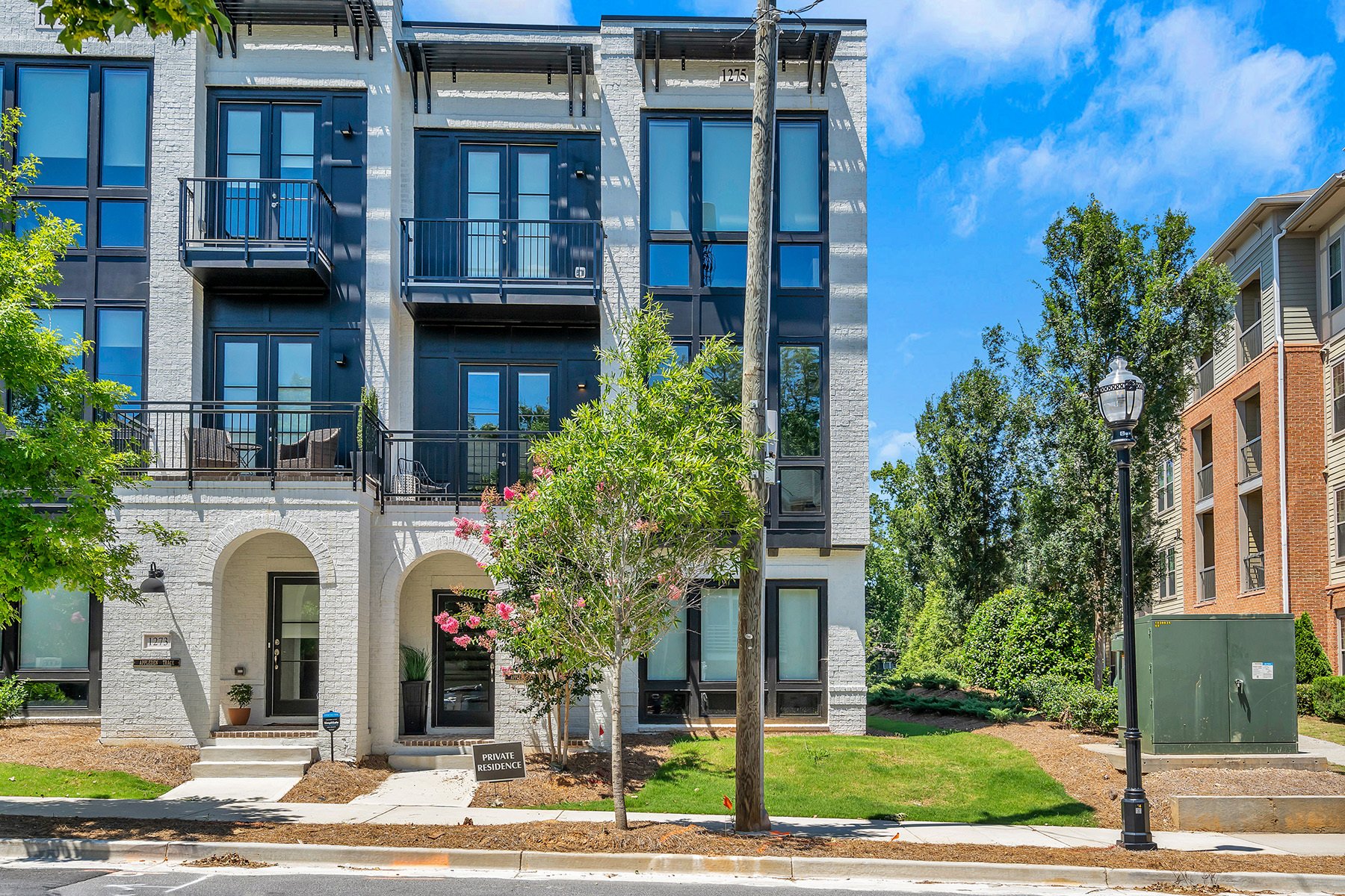 Modern Boutique Townhome In Brookhaven in Brookhaven, GA, United States