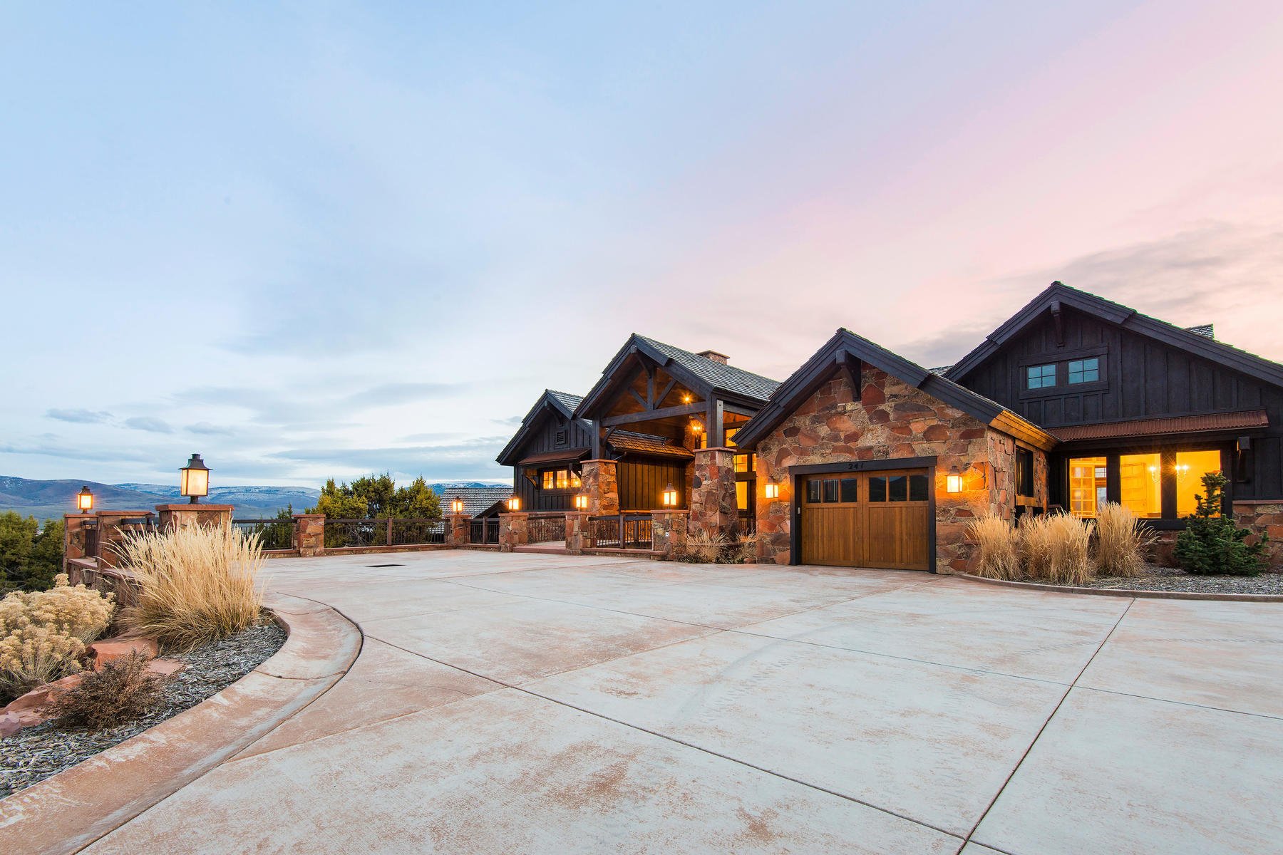 Located In The Exclusive Gated Community Of Red in Heber City, UT