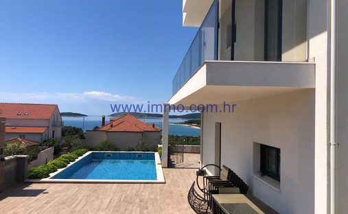 Villa in Gradska cetvrt Varos, Sibenik, Sibenik-Knin County 1