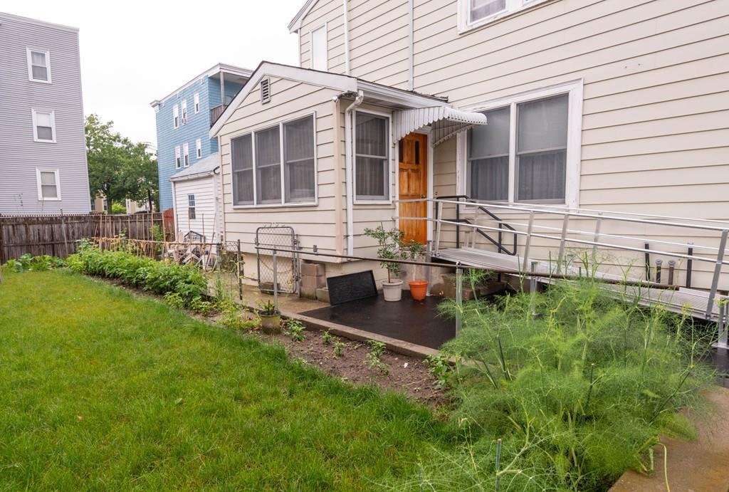 House in Belmont, Massachusetts, United States 3 - 11029255