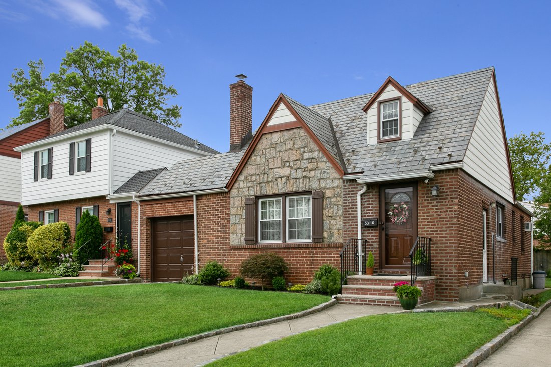 House in New York, New York, United States 2 - 11044822