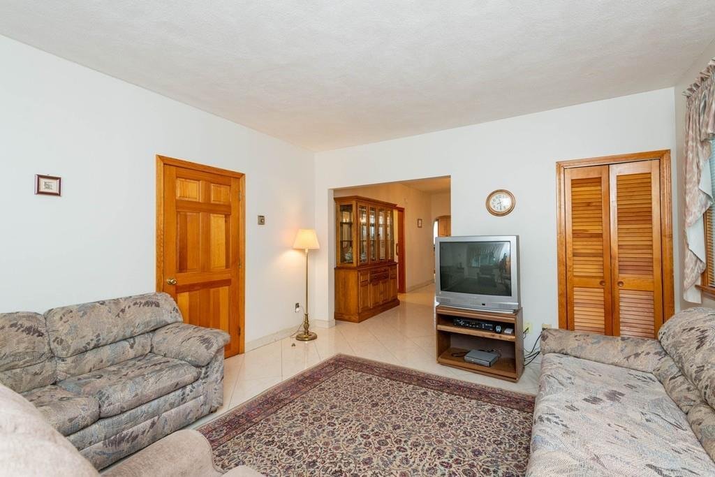 House in Belmont, Massachusetts, United States 4 - 11029255
