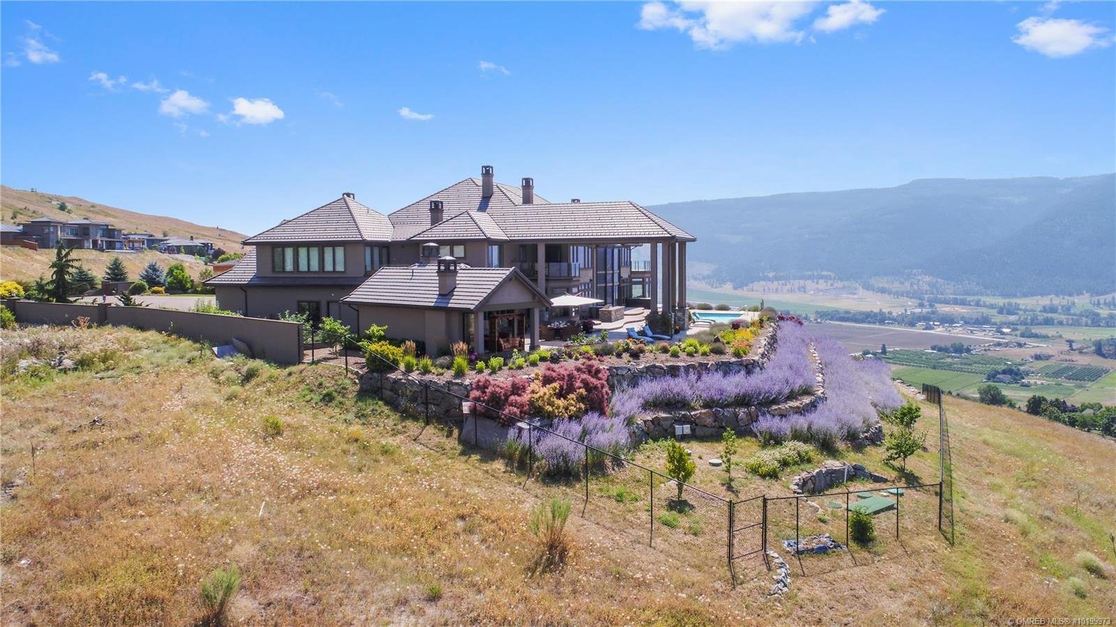 133 Ravine Drive, Coldstream, Bc V1 B4 C9 Mls21614100 In Coldstream