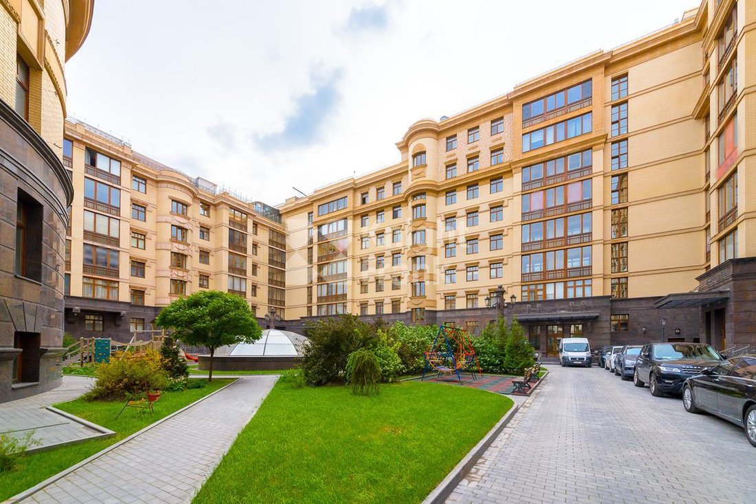 Apartment In Moscow, Moscow, Russia For Sale (10990542)