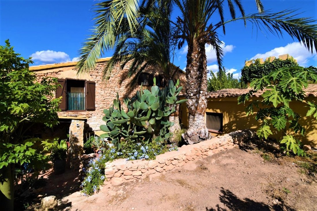Chalet in Calp / Calpe, Valencian Community, Spain 2 - 10899466