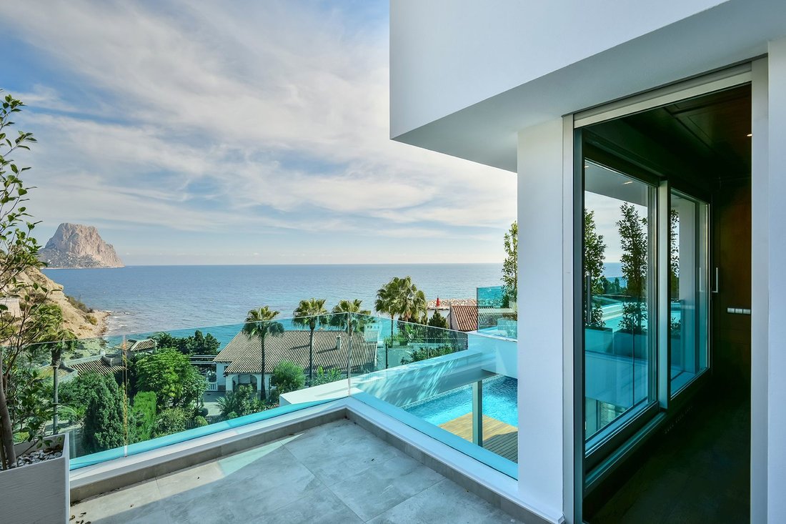 Chalet in Calp / Calpe, Valencian Community, Spain 5 - 10899453