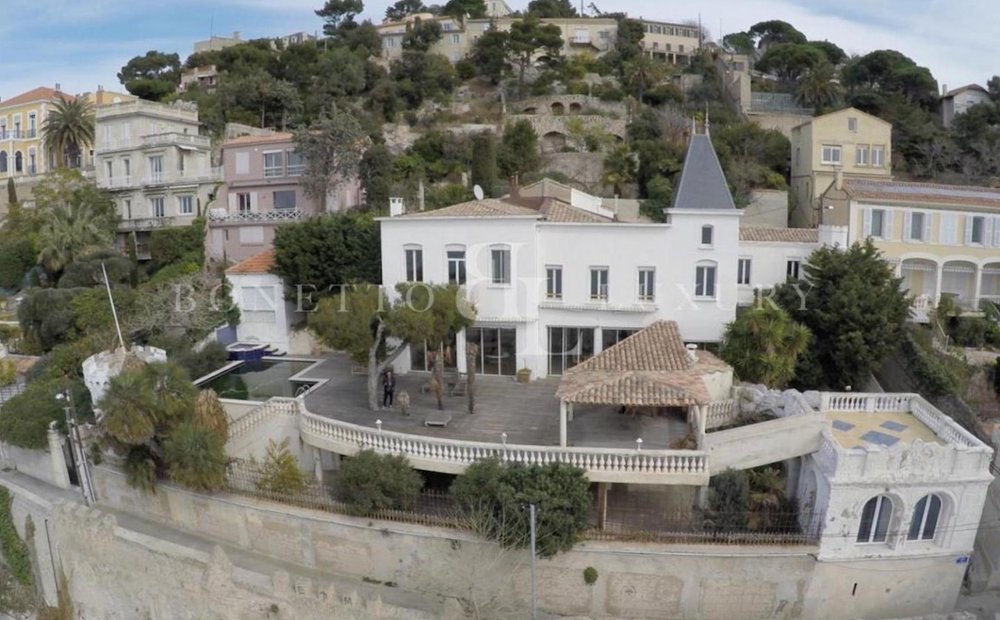 Luxus Am Meer Hauser Zum Verkaufen In Marseille Provence Alpes Cote D Azur Frankreich Jamesedition