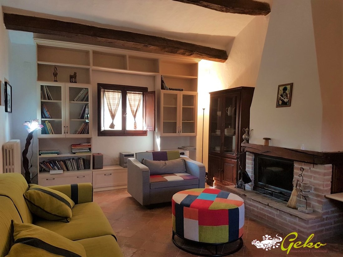 Farm Ranch in San Gimignano, Tuscany, Italy 1 - 10759591
