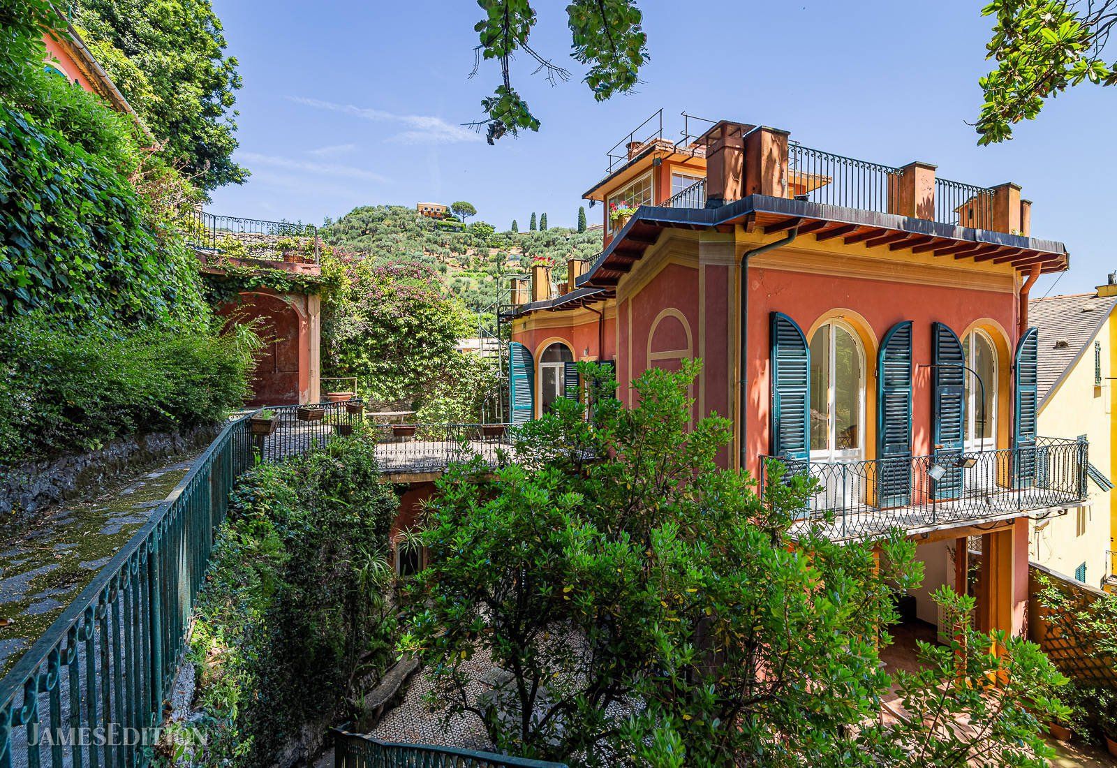 luxury-villa-on-portofino-s-piazzetta-in-portofino-italy-for-sale