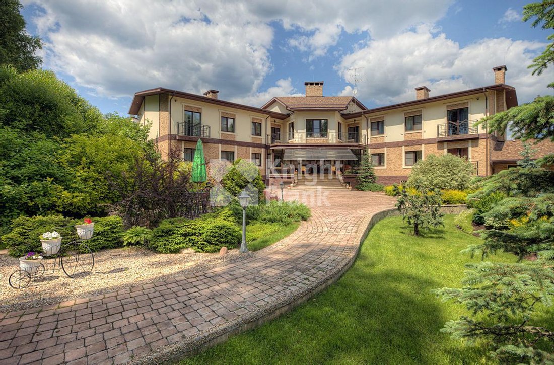 House In Riverside, Moscow, Russia For Sale (11006825)