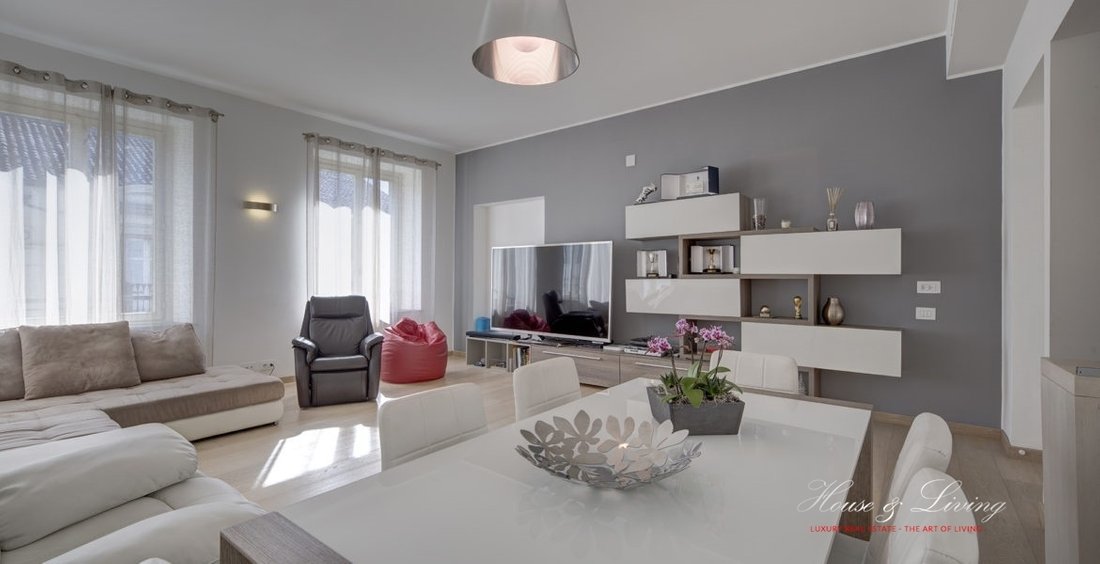 Apartment in Center, Turin, Piedmont 2 - 10681320