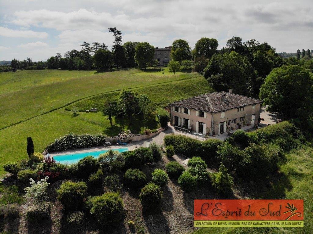 House in Castelnau-de-Montmiral, Occitania, France 2 - 10985552