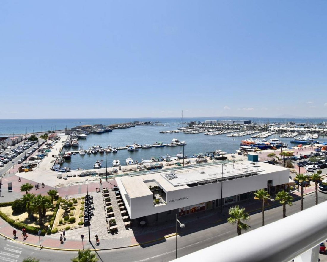 Santa Pola Apartment In Santa Pola, Valencian Community, Spain For Sale