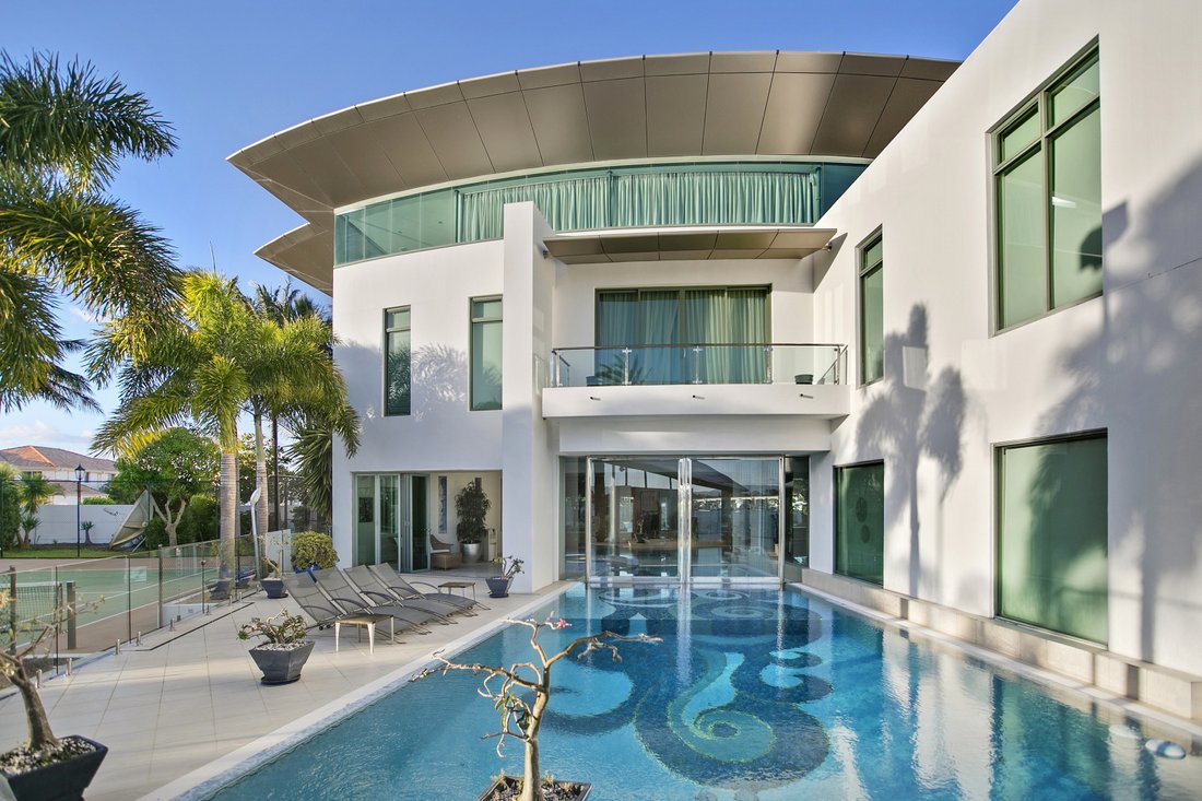 Gold Coast's Finest Trophy Home! In Paradise Point, Queensland