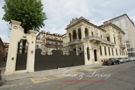 Apartment in Center, Turin, Piedmont 2 - 10681323