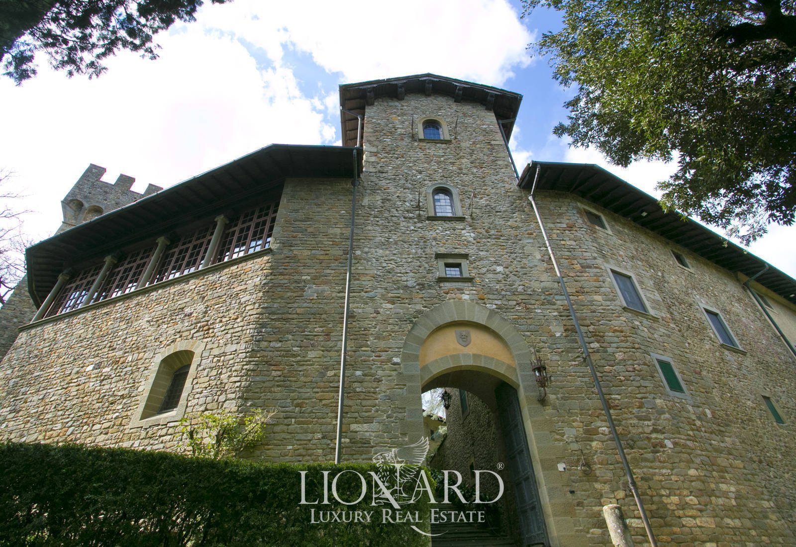 Historical castle for sale in Mugello in Barberino Di Mugello, Italy