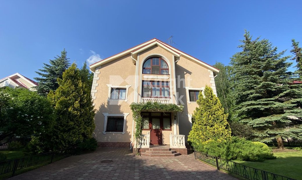 House In Moscow, Moscow, Russia For Sale (11006832)