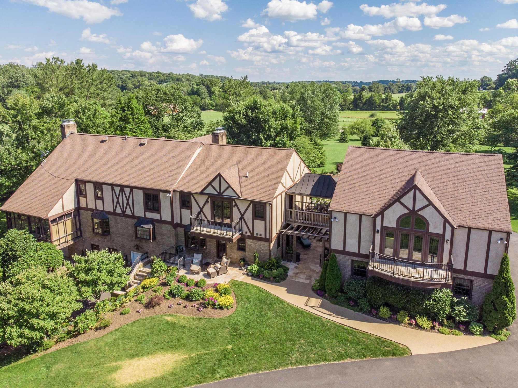 7138 Leeton Ridge Rd in WARRENTON, VA, United States for sale (10956420)