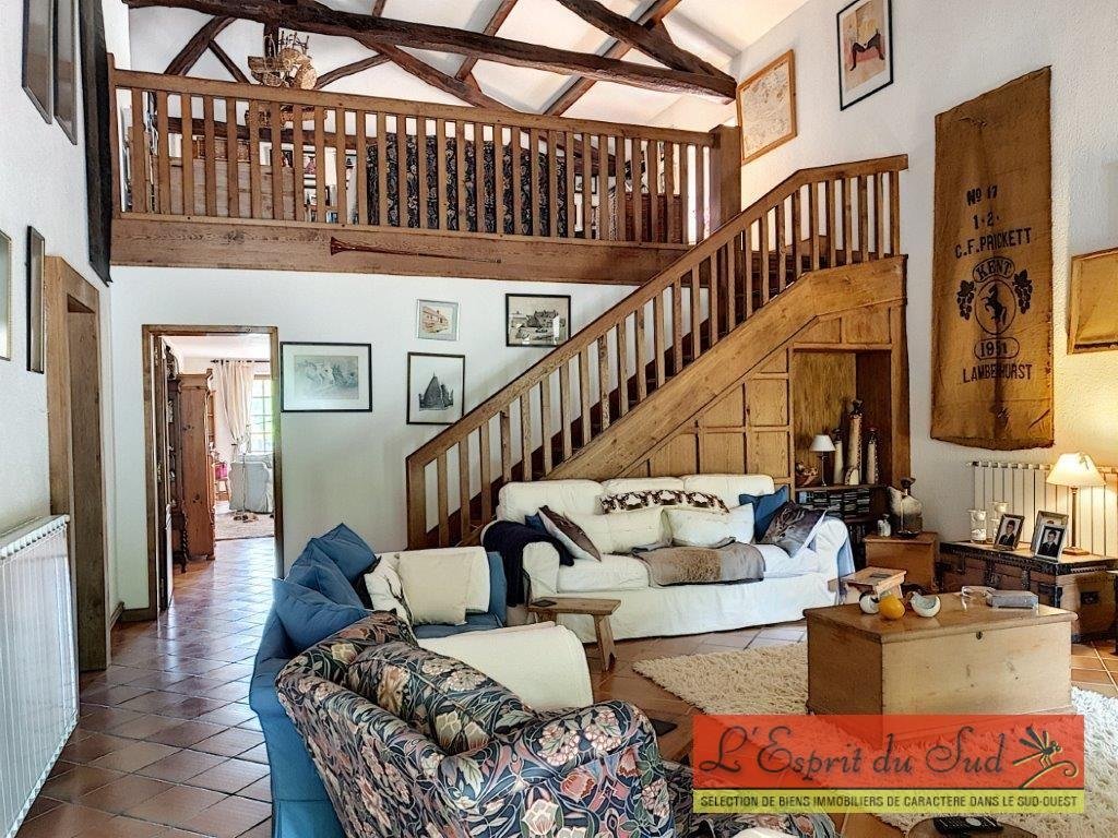 House in Castelnau-de-Montmiral, Occitania, France 3 - 10985552