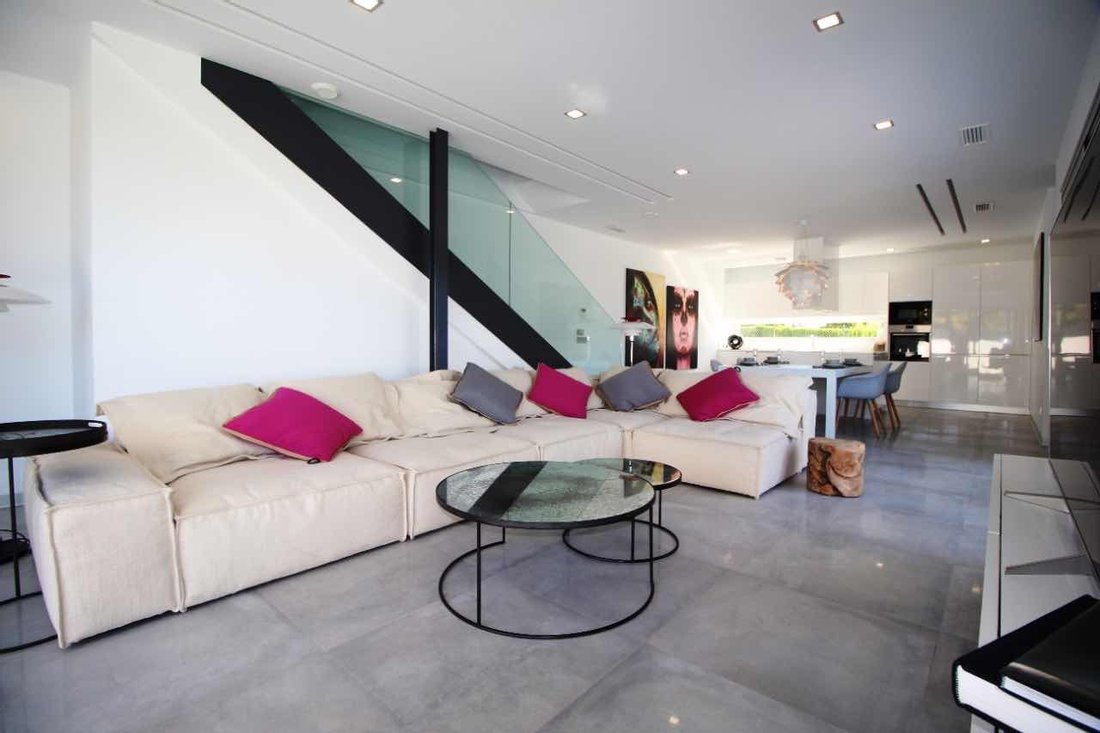 Villa in Finestrat, Valencian Community, Spain 5 - 10976017