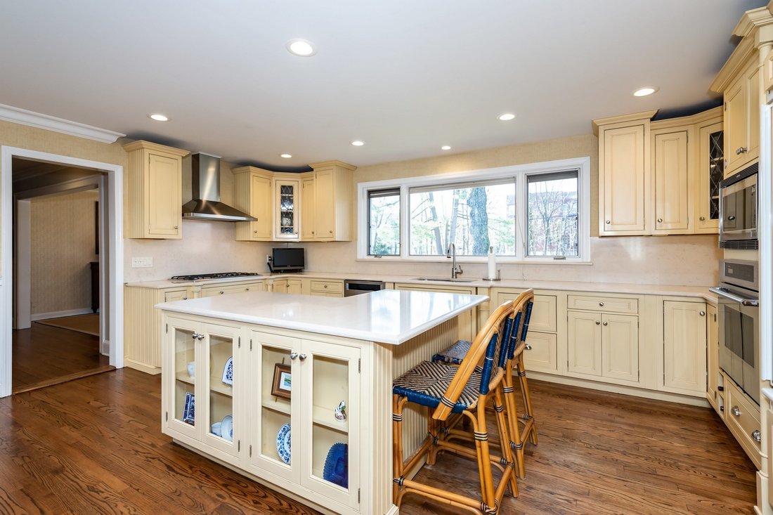 House in Garden City, New York, United States 5 - 10881167