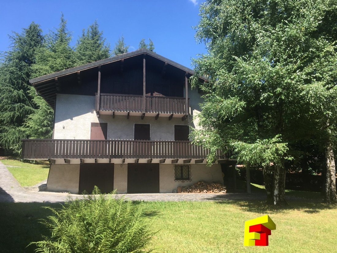 Villa en Moggio, Lombardía, Italia 1 - 11033346