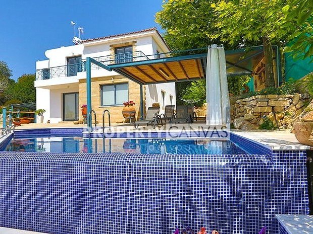 Villa in Kissonerga, Paphos, Cyprus 1