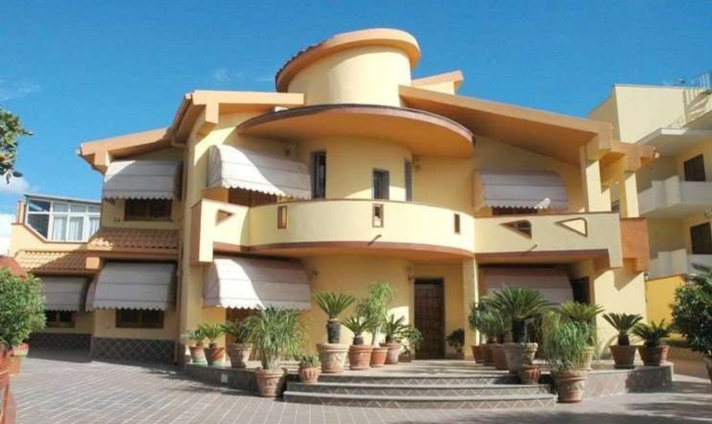 Trapani House In Mazara Del Vallo, Sicilia, Italy For Sale (10984415)