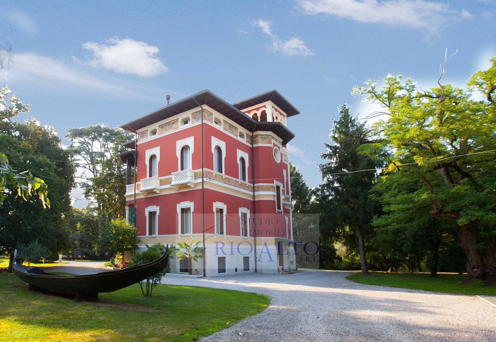 Mansion House For Sale In Sacile In Sacile, Friuli Venezia Giulia
