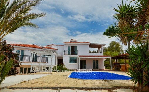 Villa en Peyia, Distrito de Pafos, Chipre 1