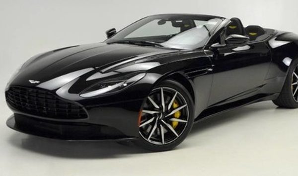 2020 Aston Martin DB11 (10965499)