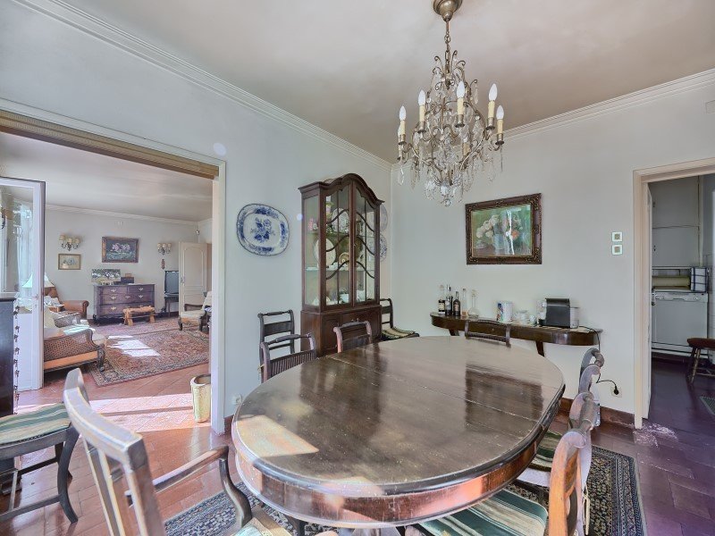 House T5 + 1 With 275m2 Gross Construction Area In Carcavelos, Lisbon