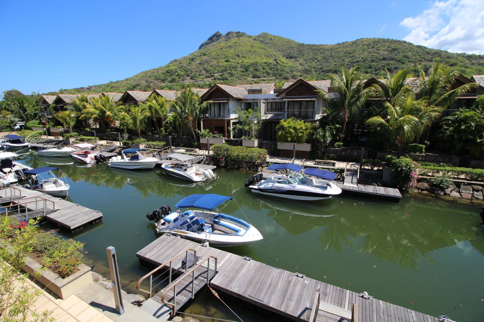 BLACK RIVER Marina Duplex 3 Bedrooms in Rivière Noire, Mauritius for sale (10478843)