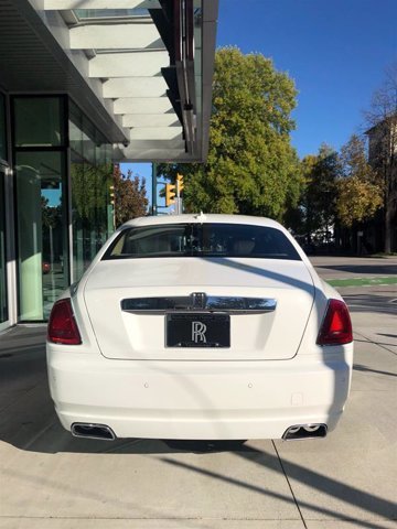 Sedan in United States 4 - 10661181