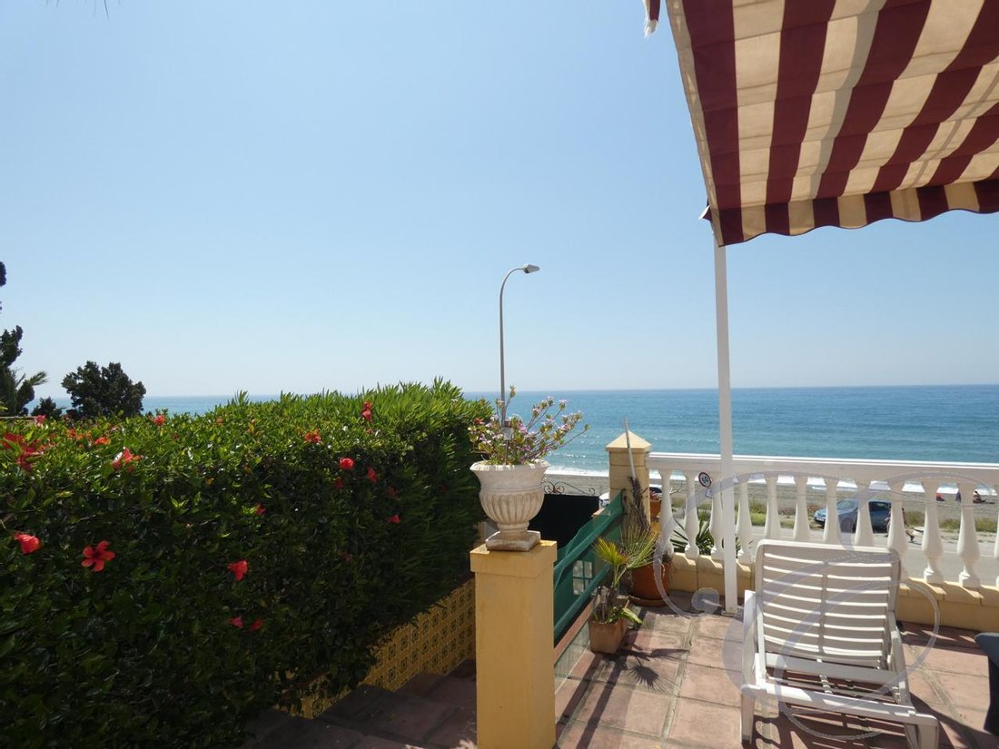 Villa in Benajarafe, Velez-Malaga, Andalusia 2 - 10731902