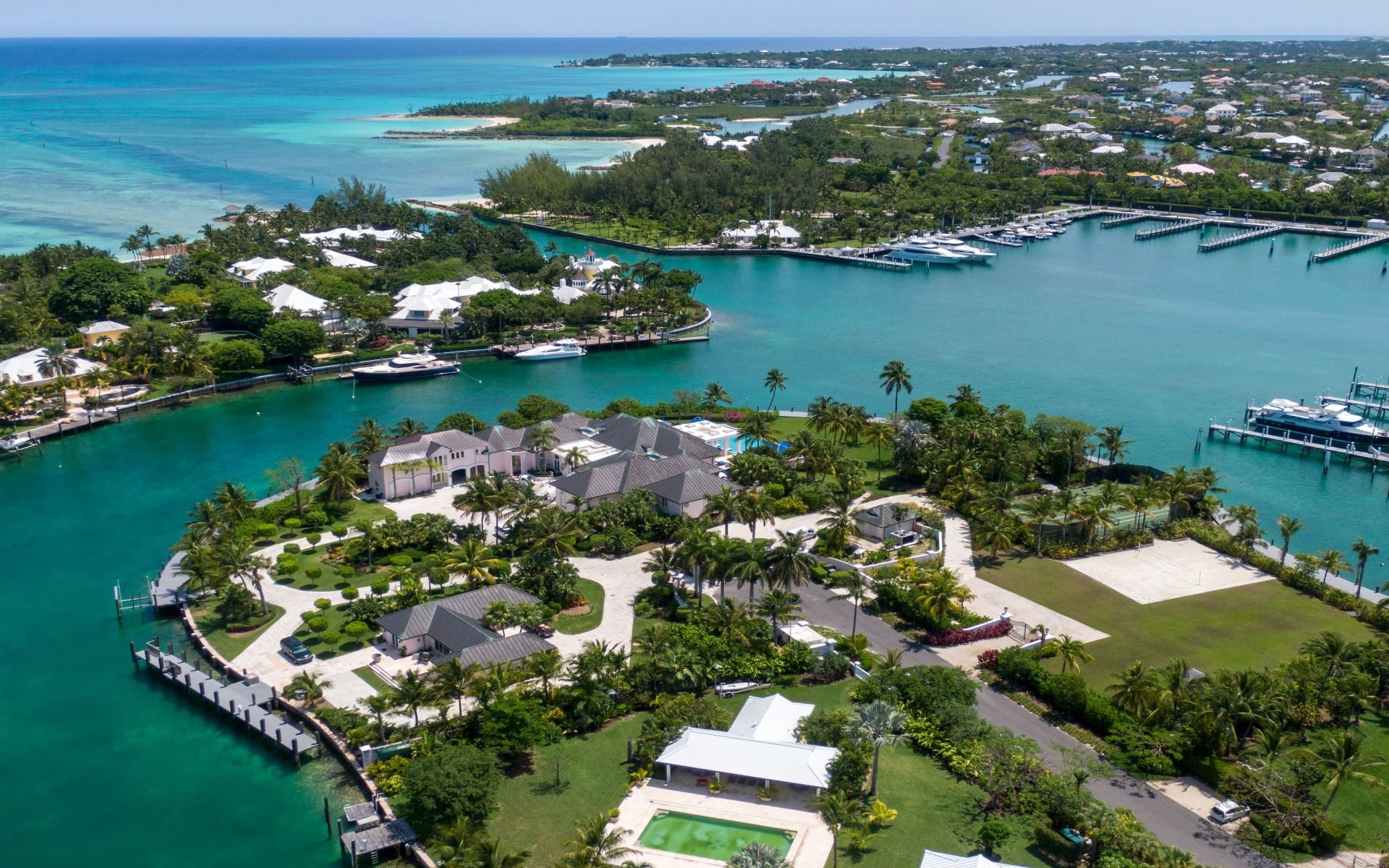 Luxurious Lyford Cay Canalfront Estate Mls 40934 In Lyford Cay, Bahamas For Sale (10982861)