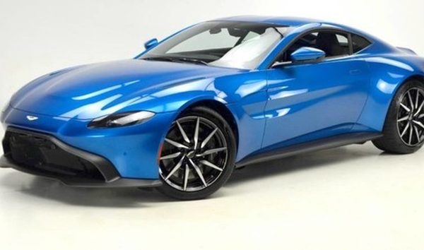 2020 Aston Martin Vantage (10888909)