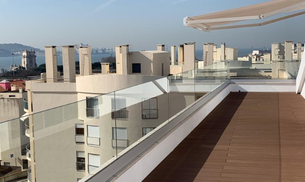 Penthouse 4 Bedooms With Terrace With River View In Belém In Lisbon