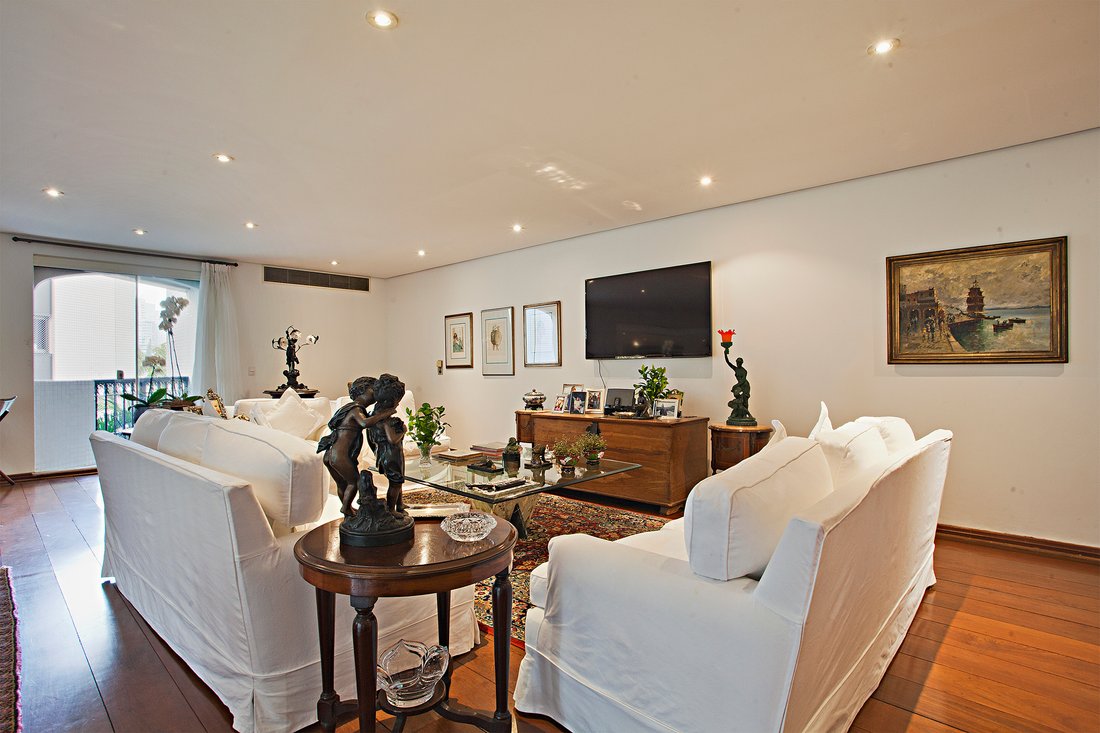 Apartment in São Paulo, State of São Paulo, Brazil 2 - 1370149